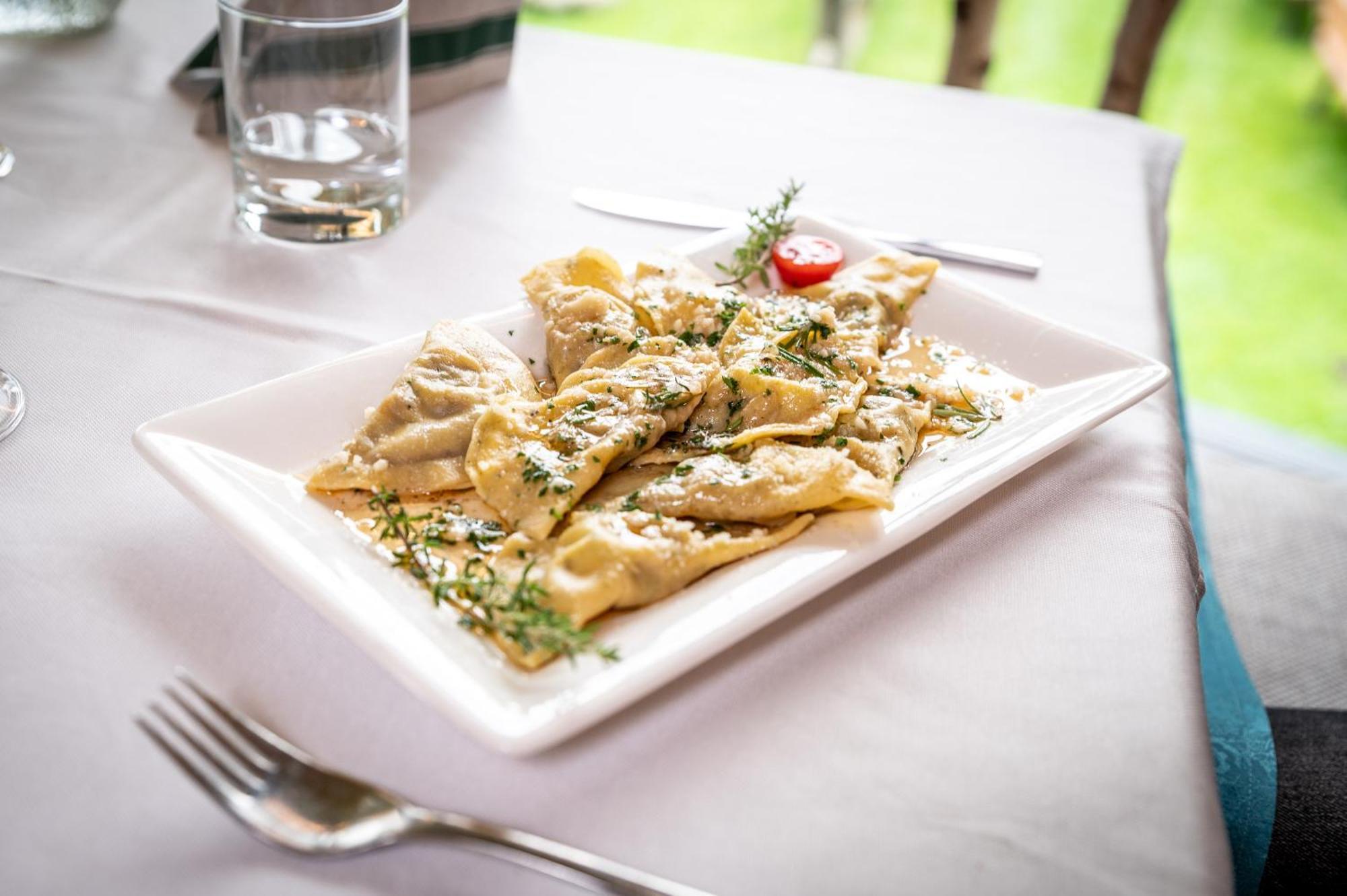 Gasthof Rabenstein Sarentino 外观 照片