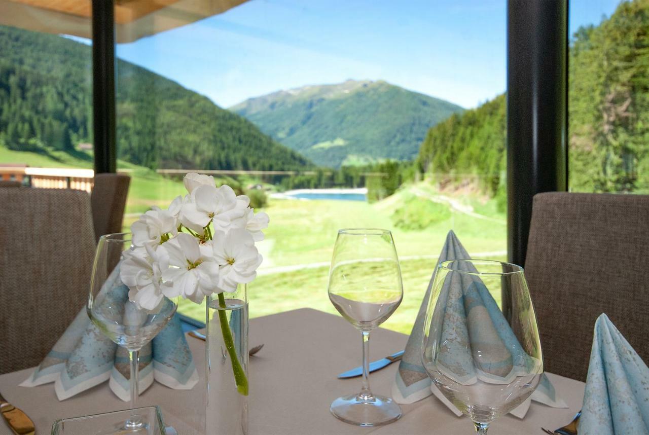 Gasthof Rabenstein Sarentino 外观 照片